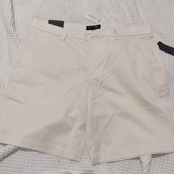 NWT- Banana Republic - men’s 35 & 36. Core Temp Short - Picture 1 of 8